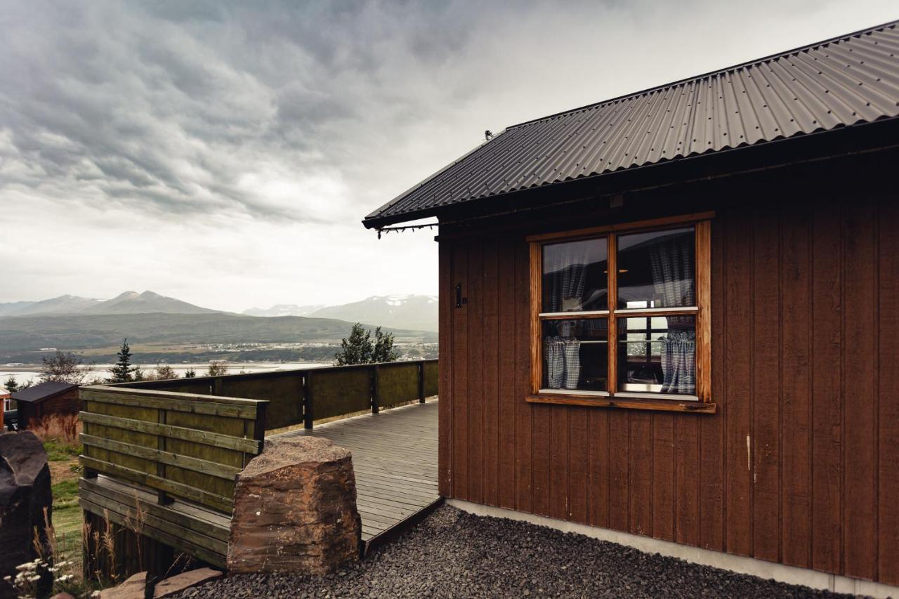 Вилла Bjoerkin - Cozy Cabin With Excellent View Акурейри Экстерьер фото